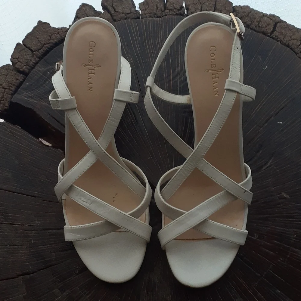 Cole Haan White Belt Strapped Open-Toe Heels Sz 8B - Picture 1 of 5